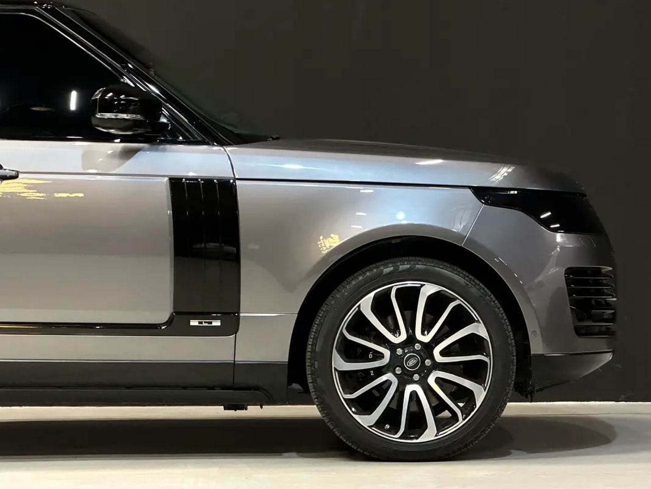 Land Rover Range Rover LWB Autobiography P400 3.0L Autobiography LWB American Specs