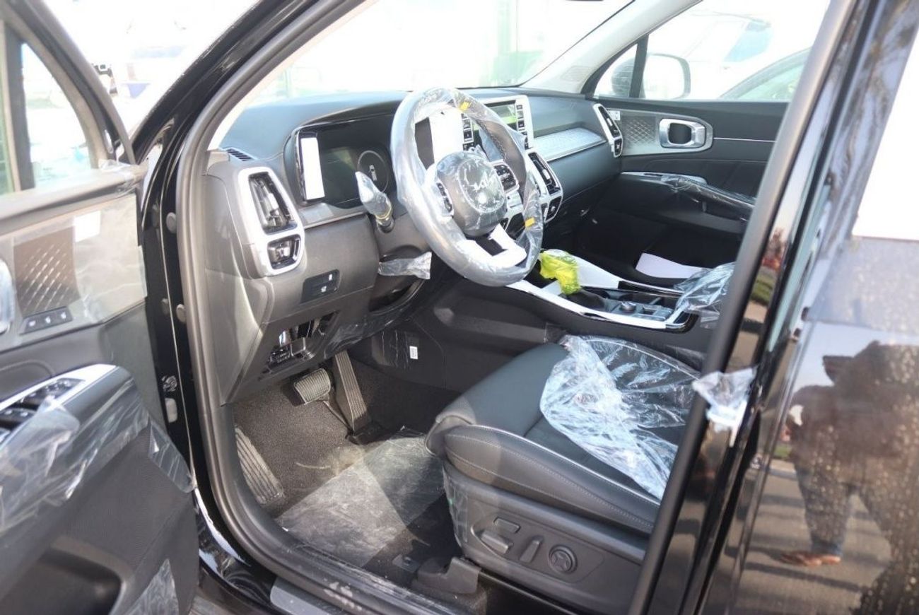 كيا سورينتو 2.5L, 360 CAMERA, MEMORY SEAT, ELECTRIC SEAT, SEAT HEATING, ELECTRIC BACK DOOR, 4WD , LEATHER SEATS,