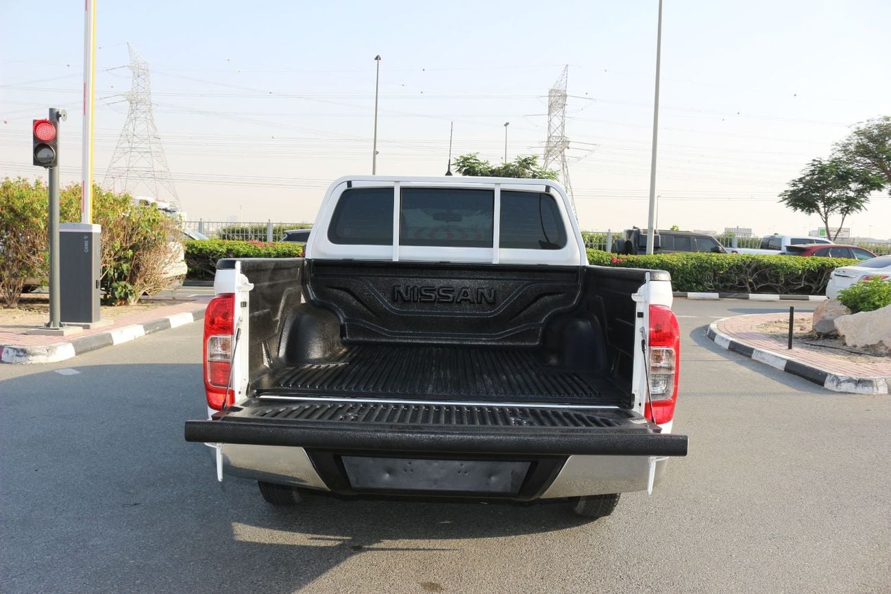 Nissan Navara G 2.5L 4WD A/T NISSAN NAVARA 2019 FULL AUTOMATIC GCC 4X2