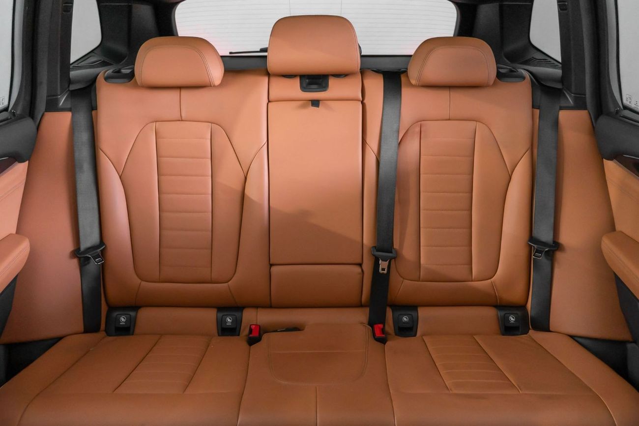 BMW X3 xDrive 30i 2.0L