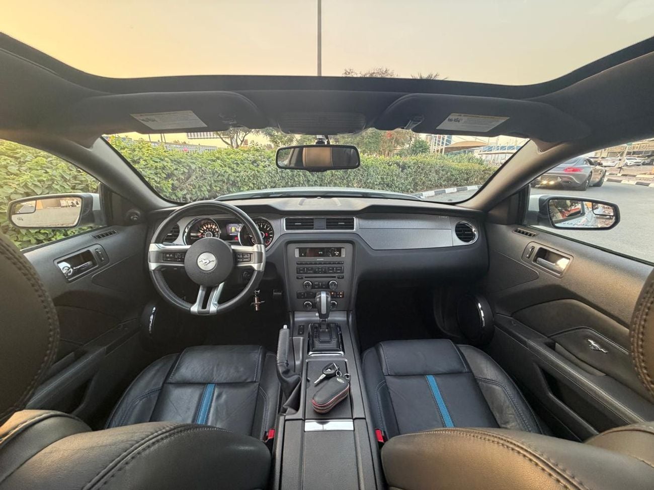 Ford Mustang PREMIUM Ford Mustang GT Premium V8 5.0L 2014 GCC Specs Full Service History Original Paint