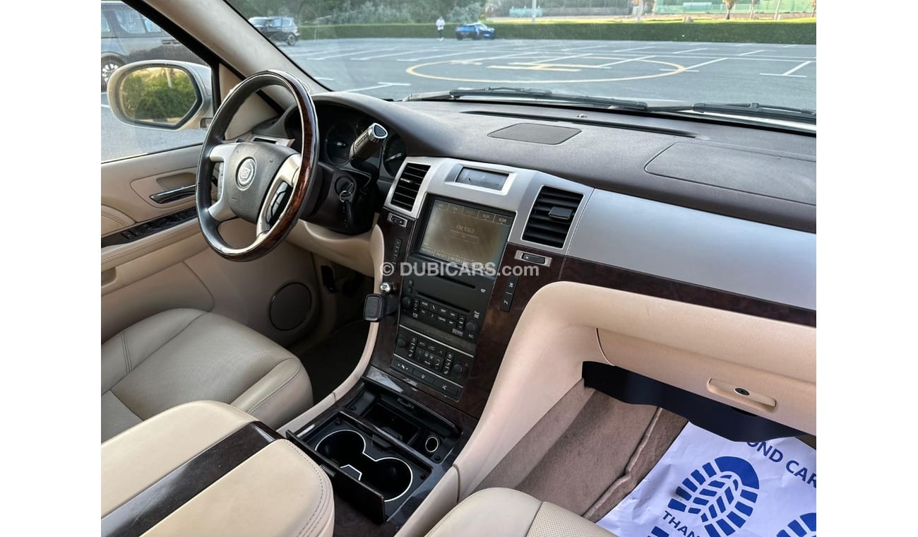 كاديلاك إسكالاد Cadillac Escalade 2007 GCC // Good Condition