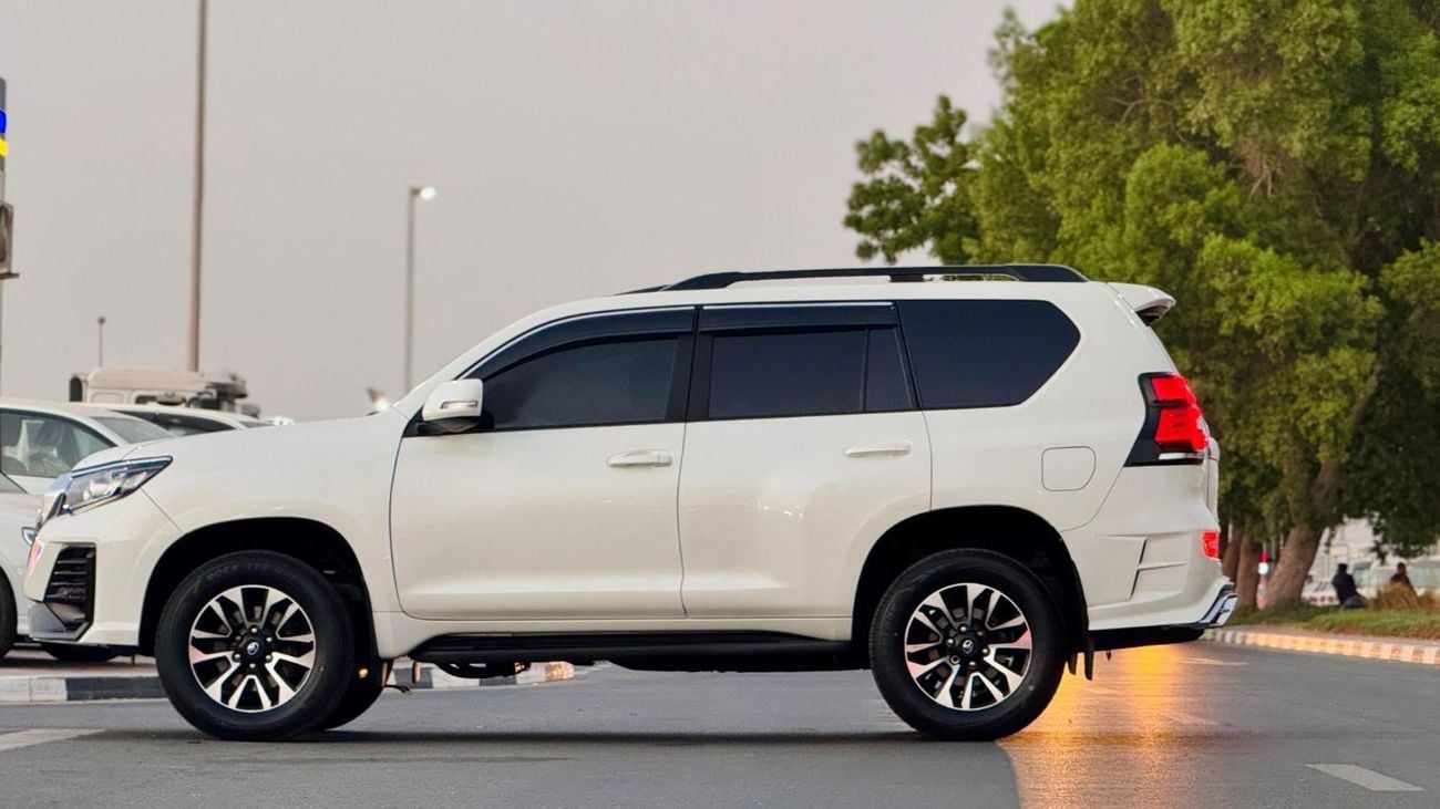 Toyota Prado LIMGENE BODY KIT INSTALLED | 2.8L DIESEL ENGINE | AT | PUSH START ENGINE | RHD