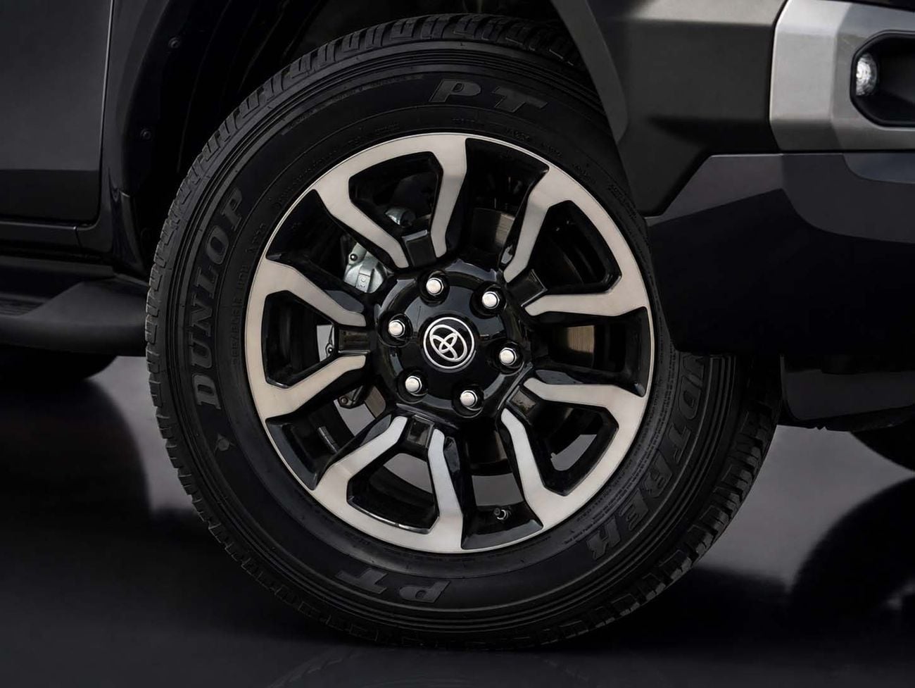 Toyota Hilux ADVENTURE