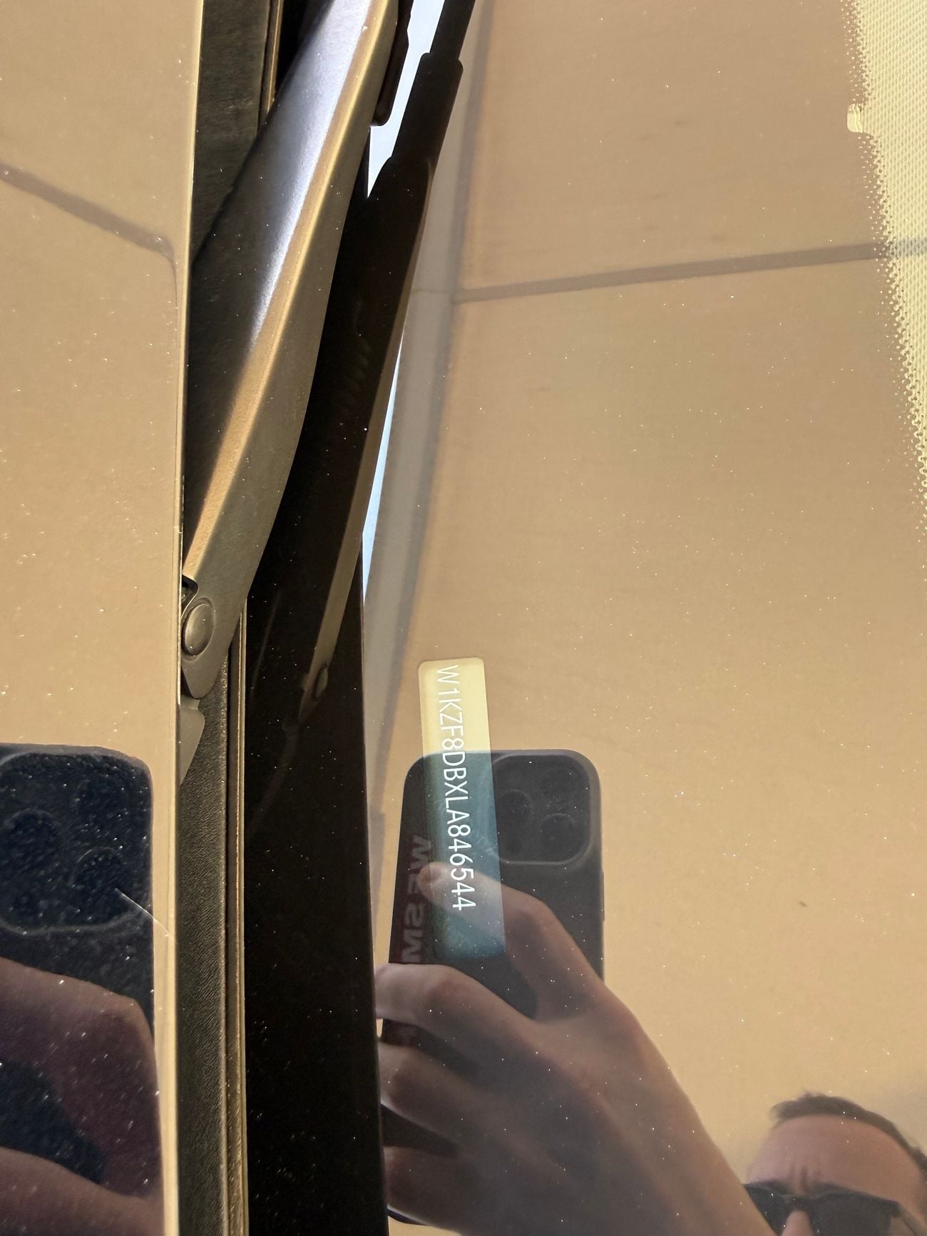 مرسيدس بنز E300