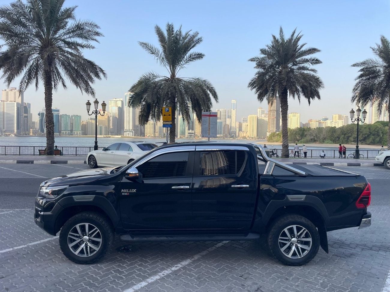 تويوتا هيلوكس Only for export Right Hand Drive