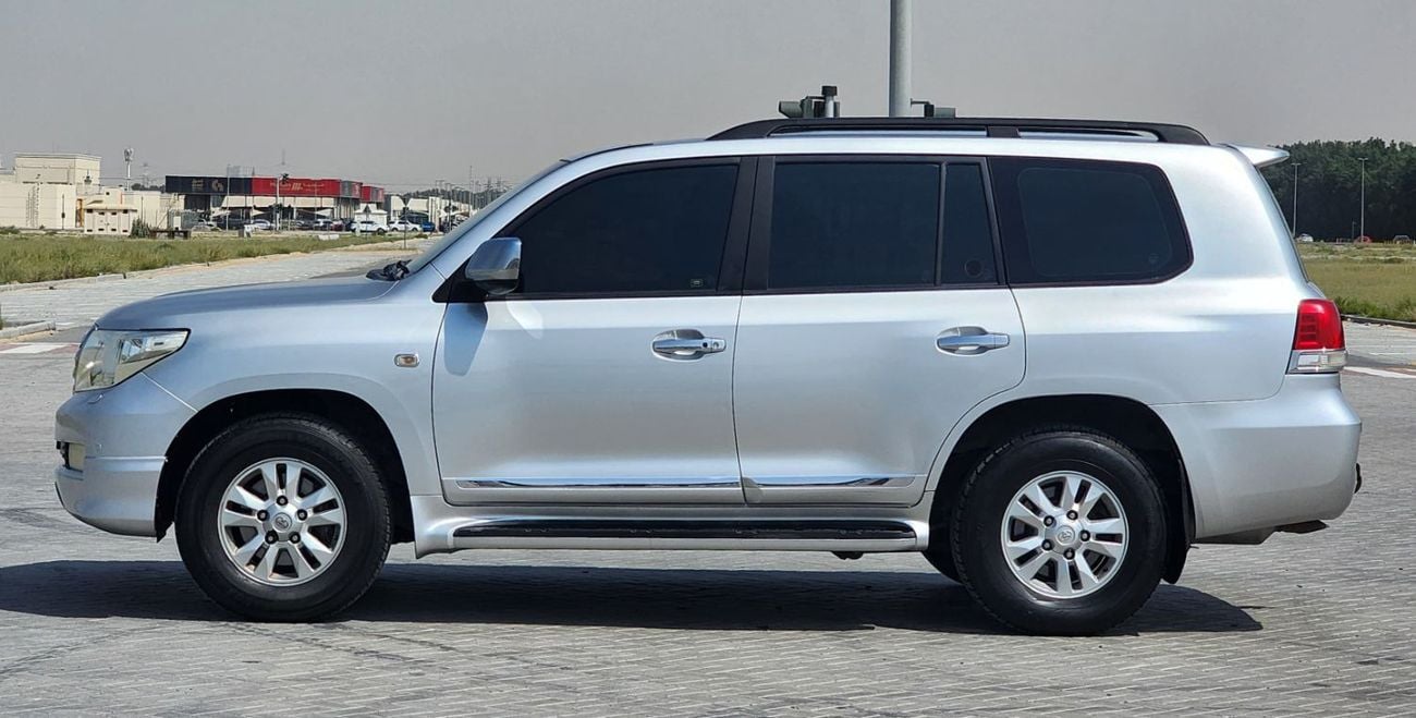 تويوتا لاند كروزر GXR V 6