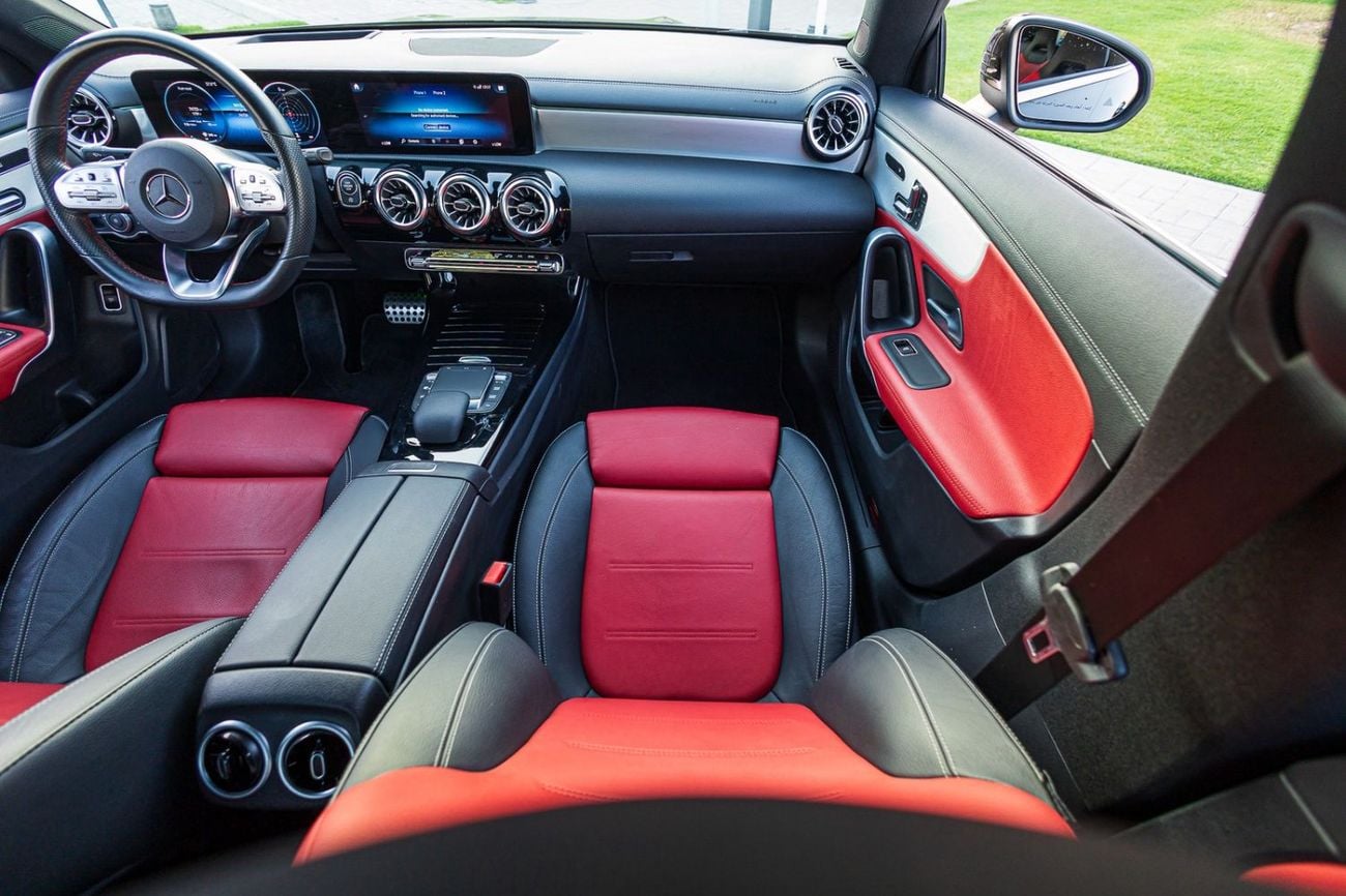 Mercedes Benz CLA250 4MATIC Mercedes-Benz CLA 250 2023 GCC | | Agency Warranty | Service Contract