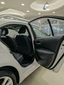 تويوتا كورولا GLI Moonroof Hybrid 1.8L