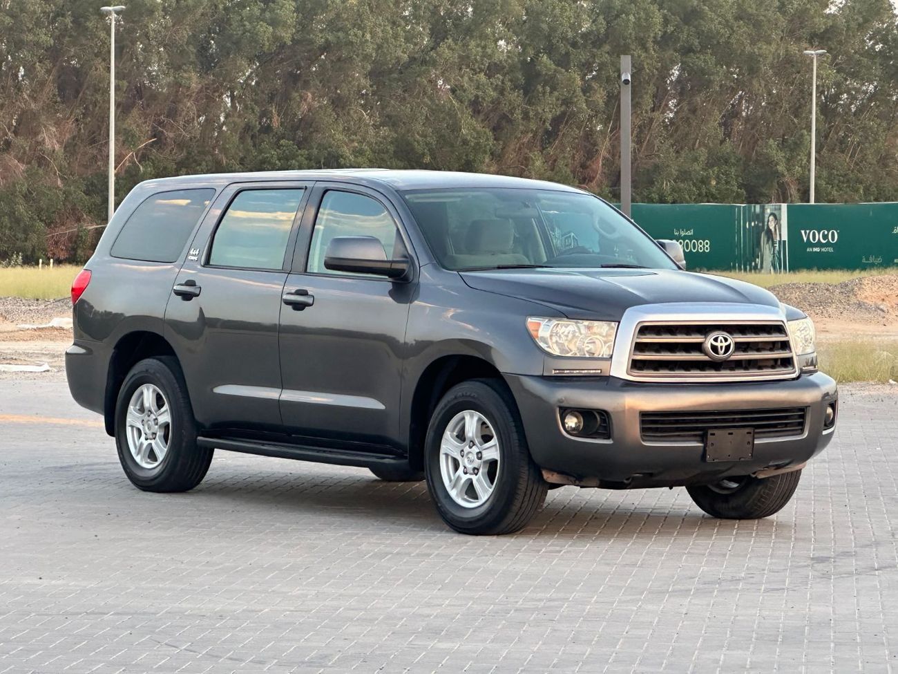 Toyota Sequoia