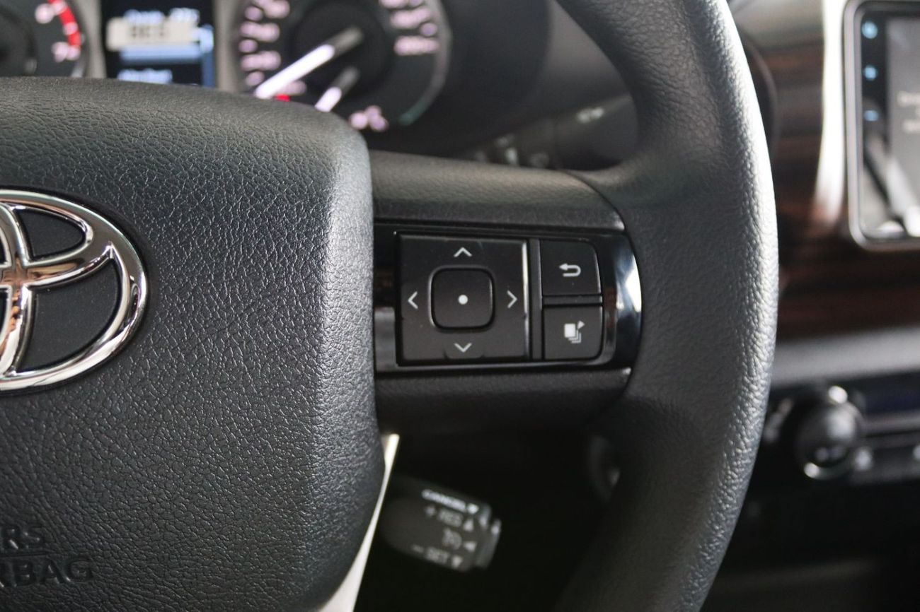 Toyota Hilux 2025 HILUX 2.7 4X4 AT - **التصدير فقط خارج الخليج***EXPORT ONLY**