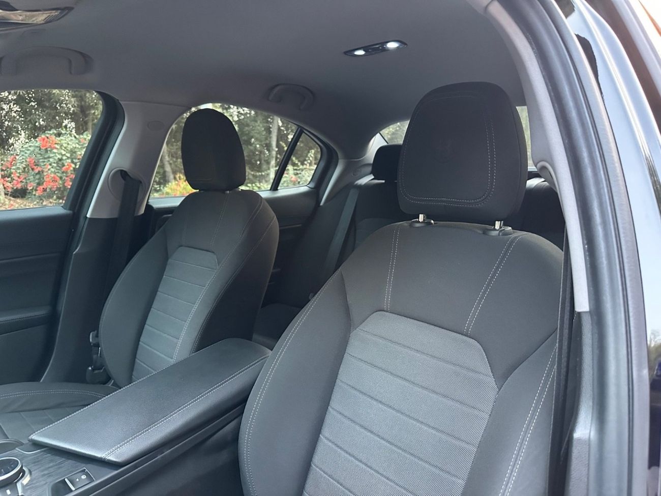 Alfa Romeo Giulia Veloce 2.0L AWD | 2019 | GCC Specs | Gargash | Full Service History | Excellent Condition