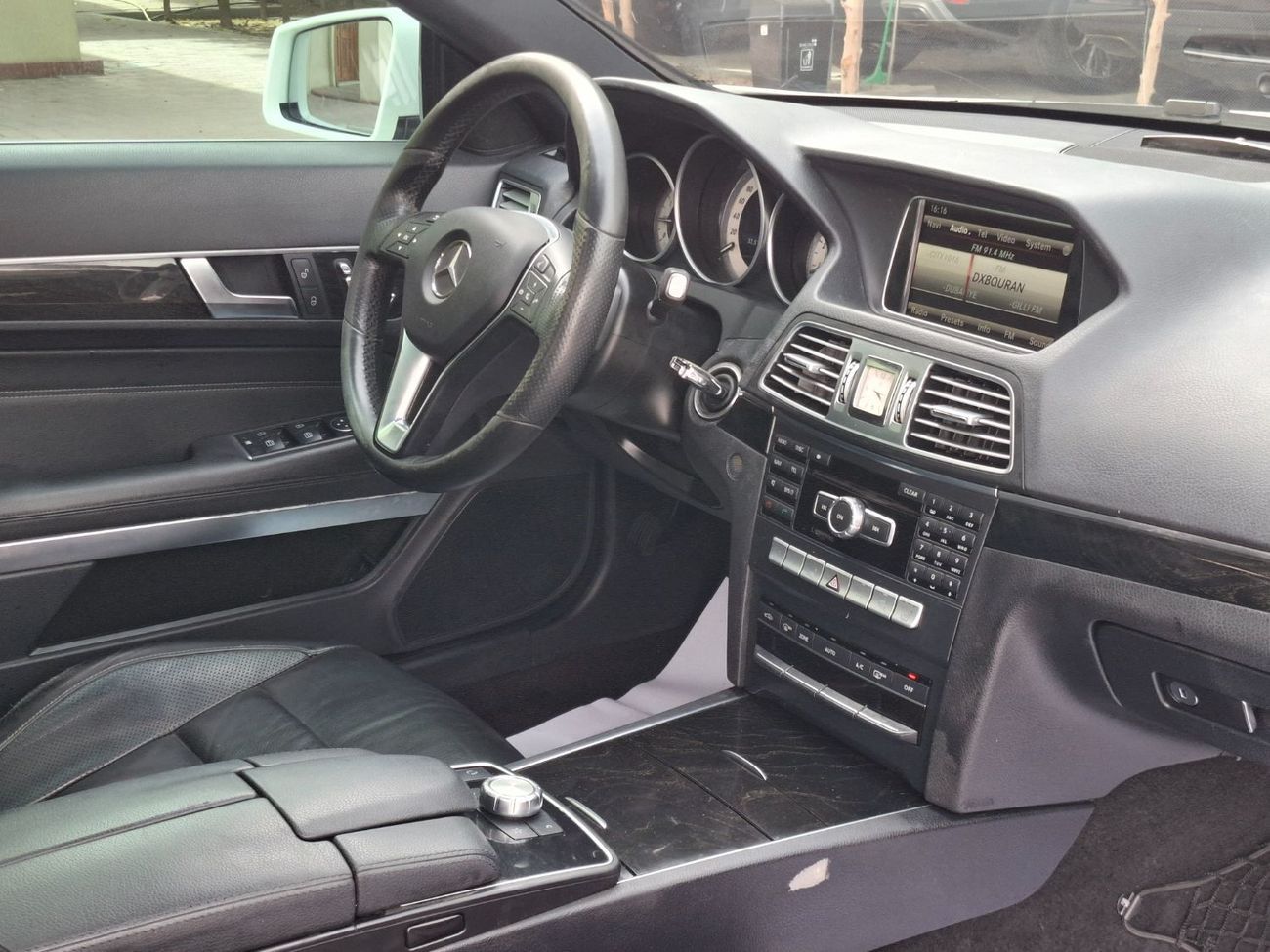 Mercedes Benz E 200 Coupe Mercedes-Benz E200 2015 full option