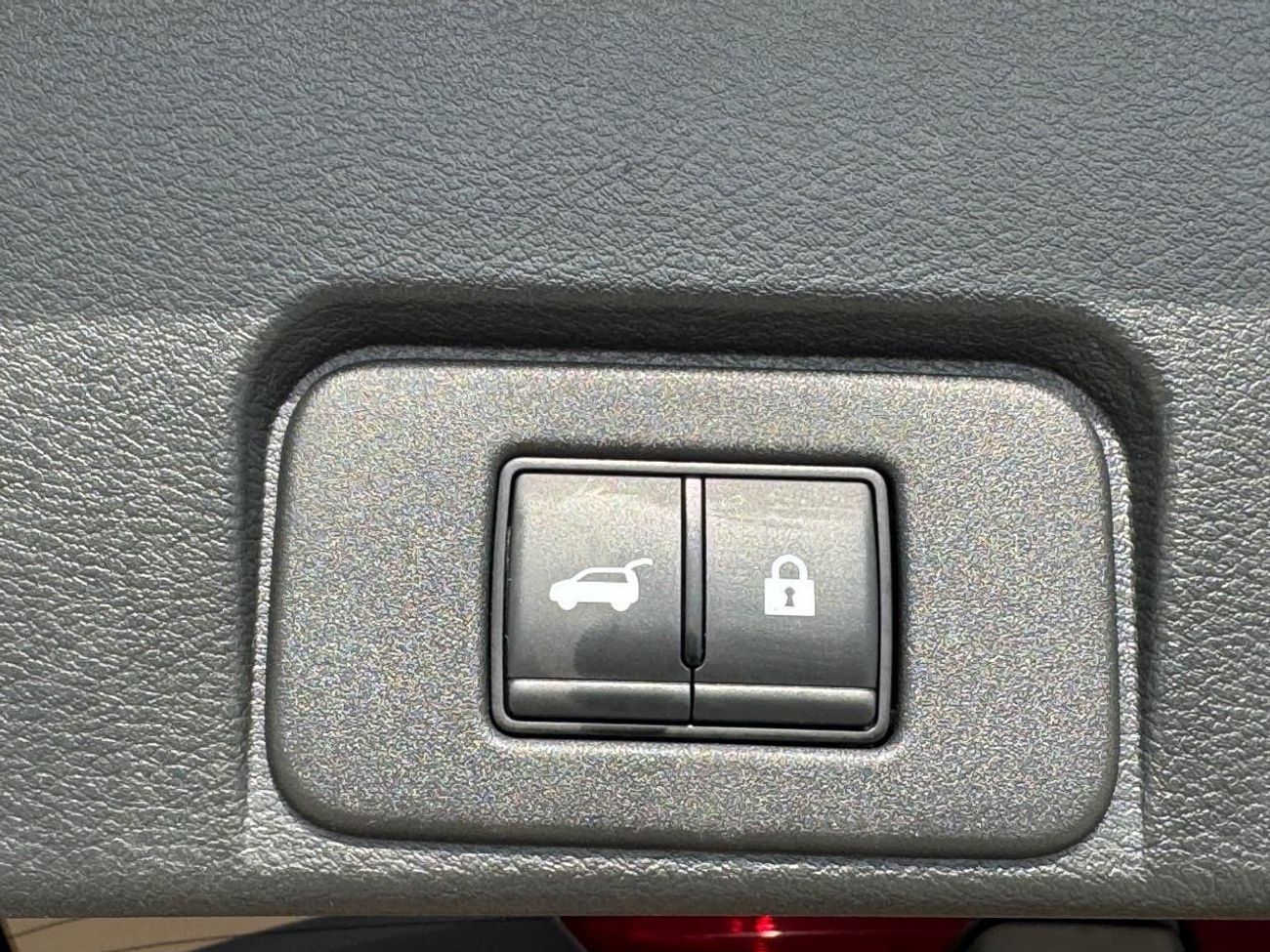 نيسان إكس تريل 2023X-TRAIL SL 2.5L GCC Full Options 7 seats