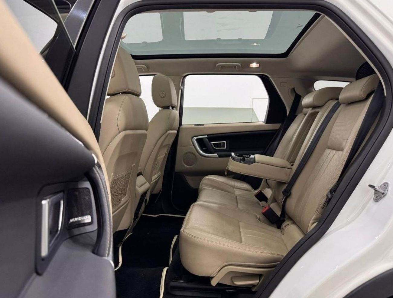 لاند روفر دسكفري سبورت P250 HSE 2019 Land Rover Discovery Sport HSE, Warranty, Full Service History, Low Km, Excellent Cond