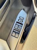 تويوتا راف ٤ LE 2.5L (219 HP) 2.5L (219 HP)