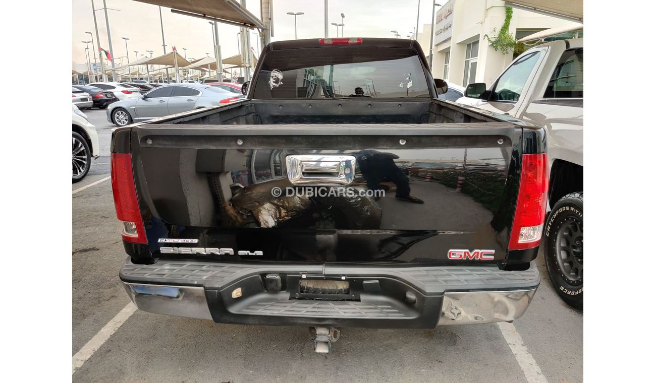 GMC Sierra 2 door gulf specs automatic