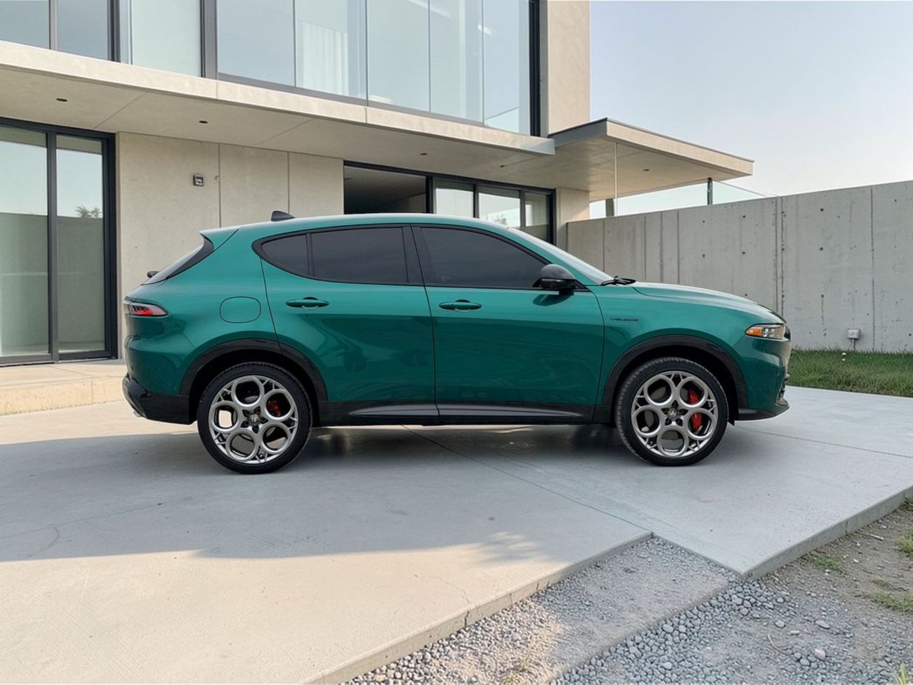 ألفا روميو تونالي AED 1,920 P.M | 0% DOWN PAYMENT | ALFA ROMEO TONALE VELOCE | AGENCY WARRANTY | 2024 | GCC SPECS