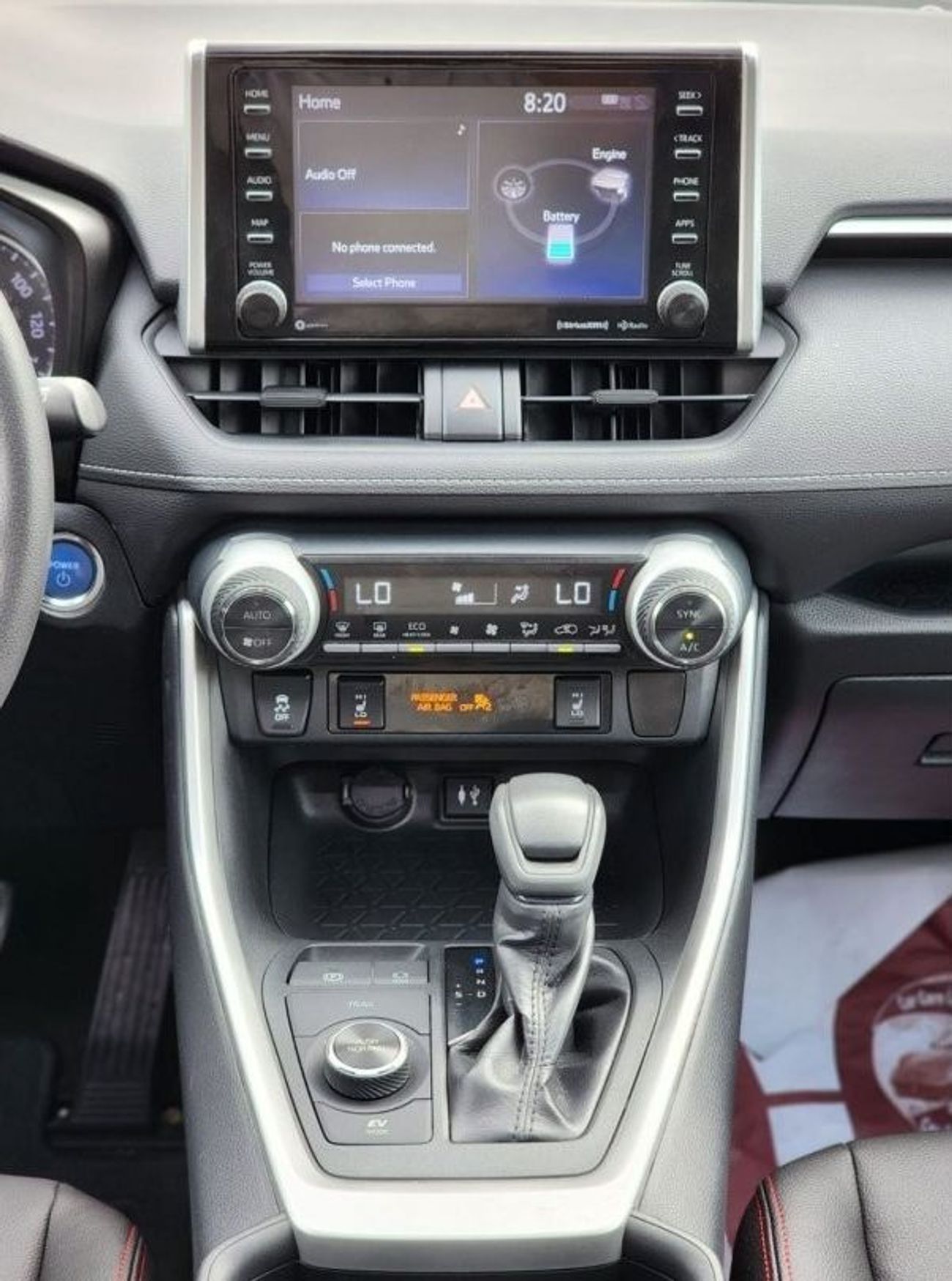 Toyota RAV4 XLE Toyota Rav4 Hybrid full option