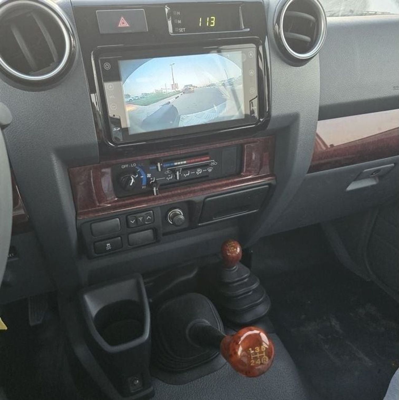 Toyota Land Cruiser Pick Up 2023 LC79 4.5L V8 Diesel MT Full option