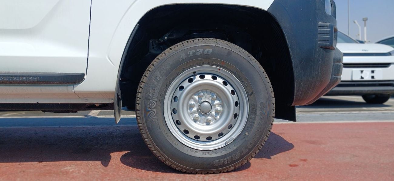 ميتسوبيشي L200 L200 2.4L Diesel MT 4x4 2026YM