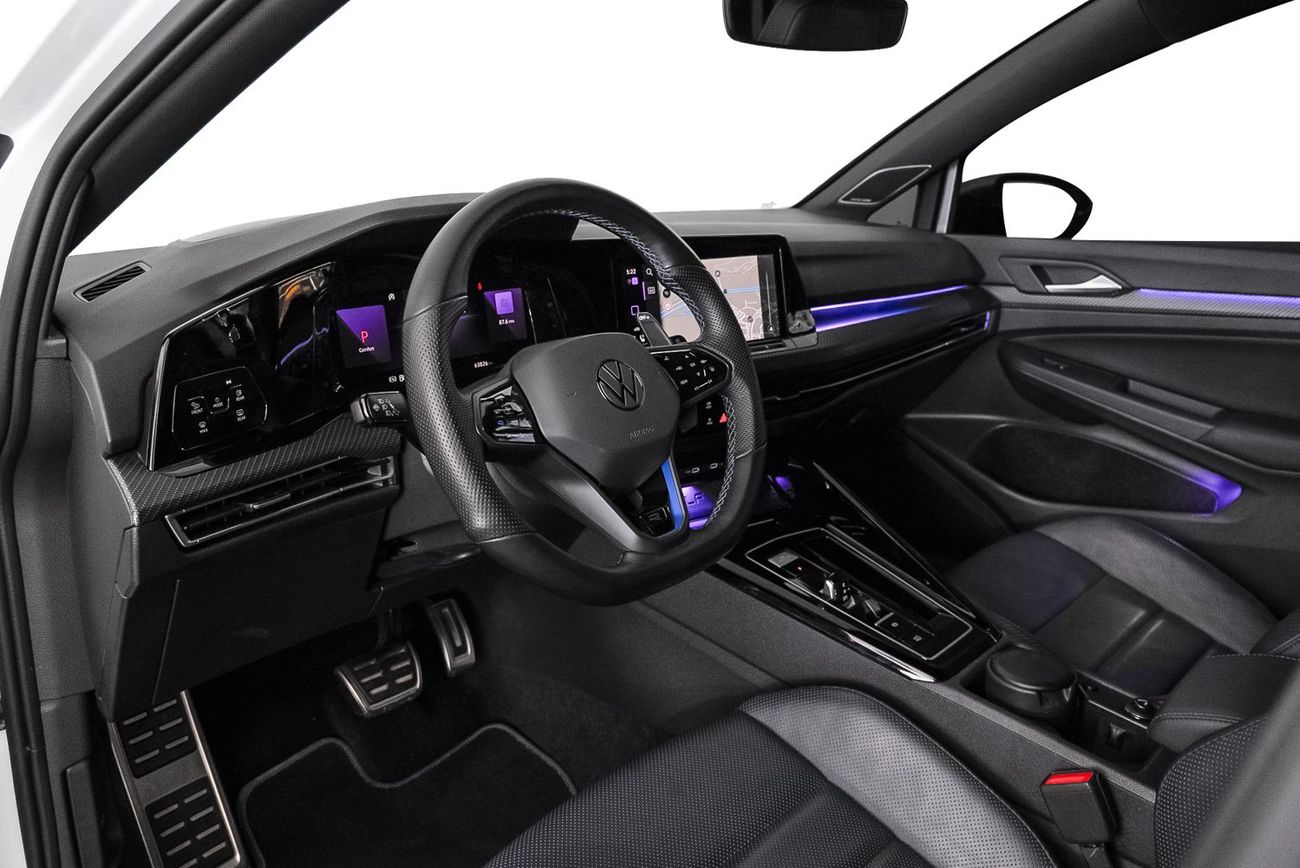 فولكس واجن جولف ار Base 2.0T