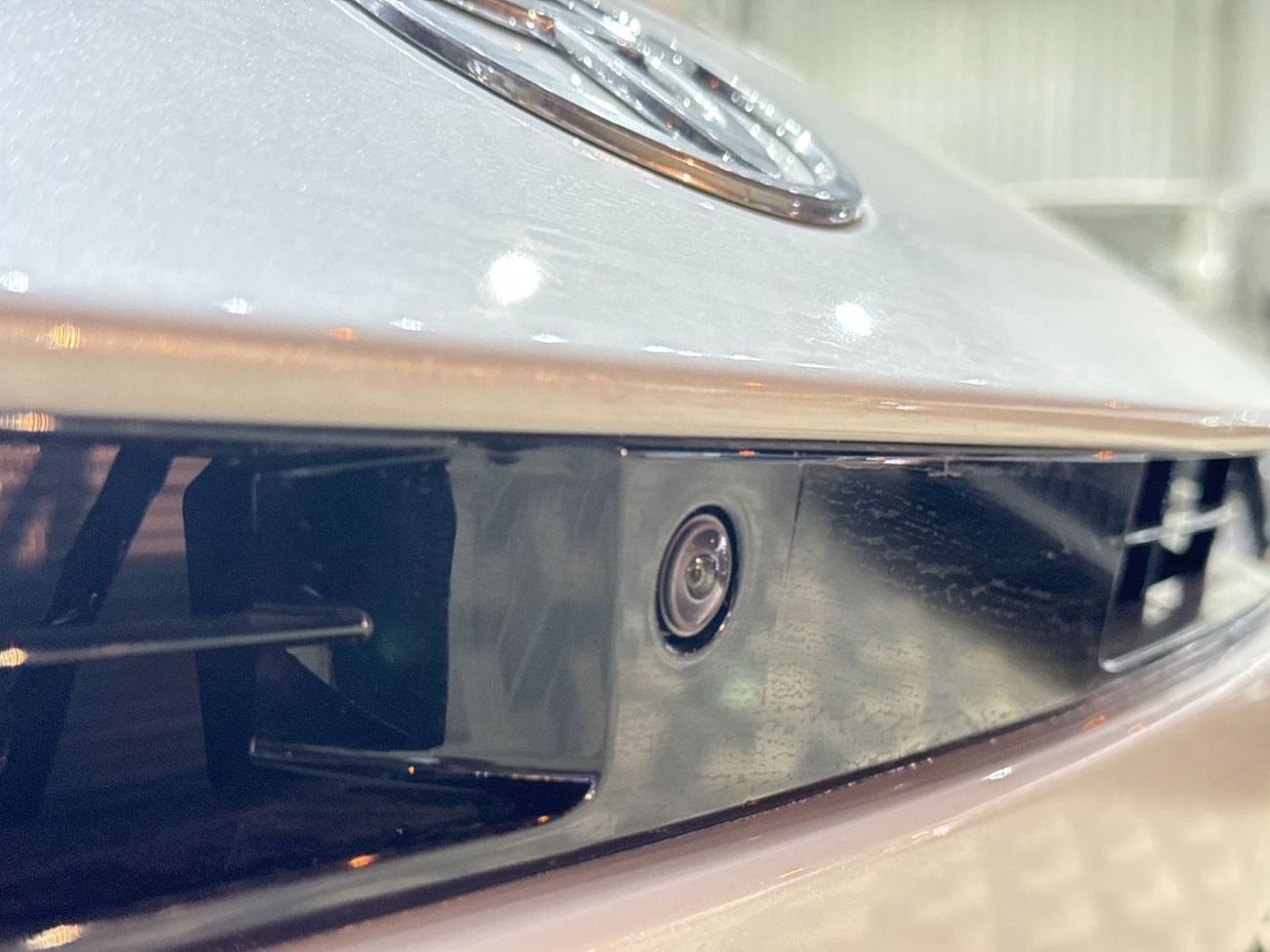 Toyota Camry 2.5L Lumiere  HEV , Leather seat, Panoramic Roof Full option 2026 Saudi Specs