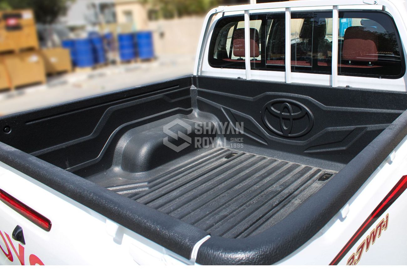 Toyota Hilux LHD 2.7L PETROL GLXS-G 4WD MT DC 2025MY