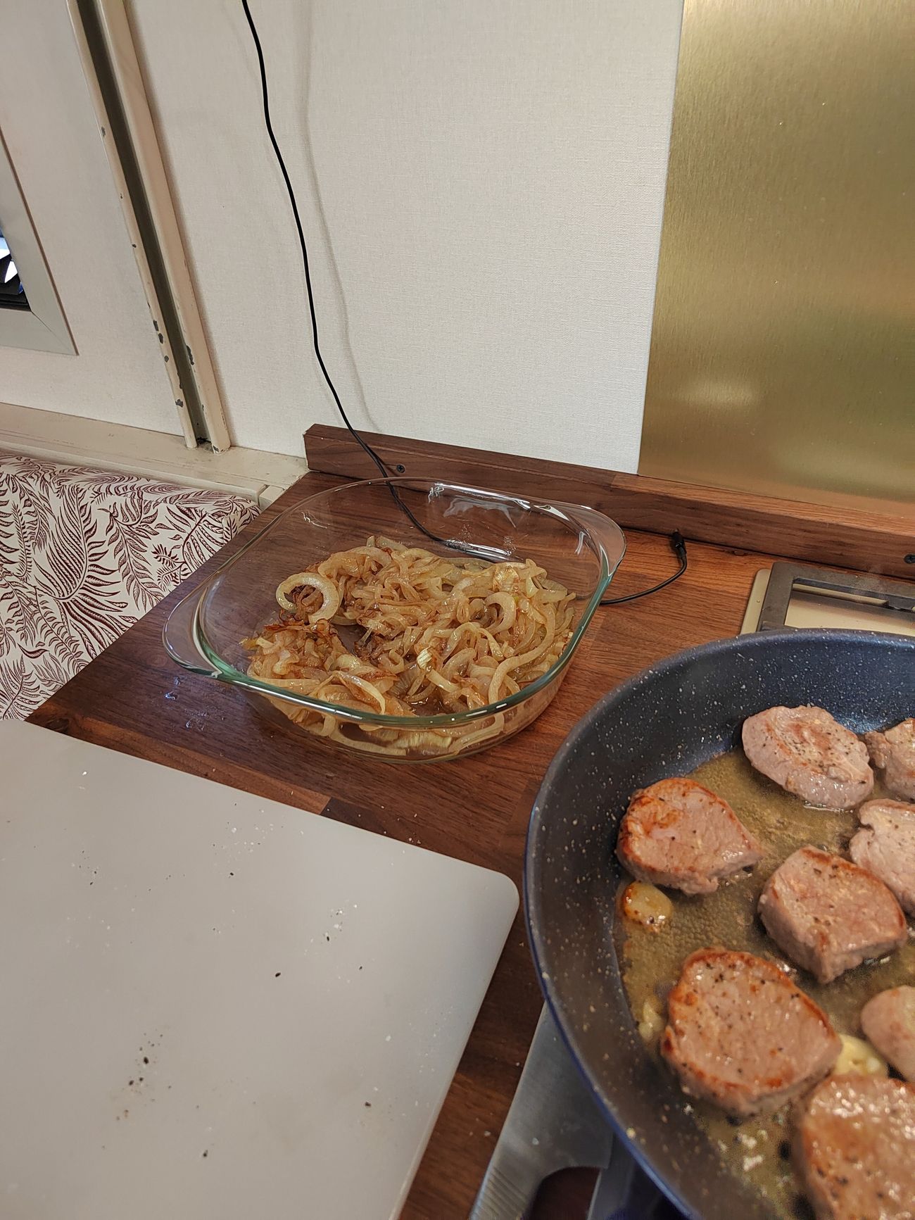 Isuzu FRR FTS 750 4X4 Expedition Truck