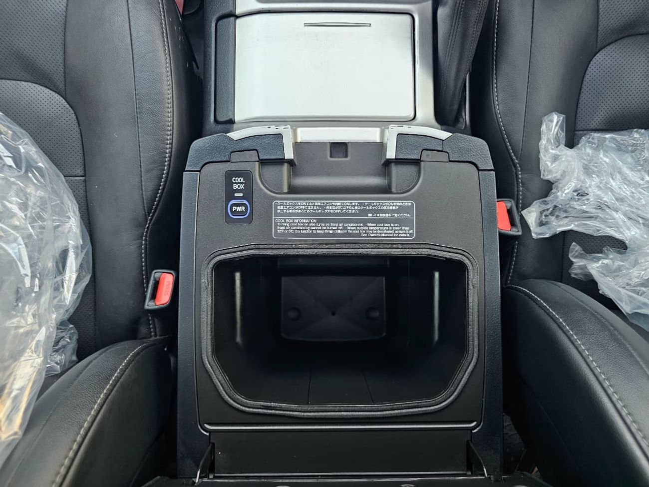 Toyota Land Cruiser 2019 TOYOTA LAND CRUISER V8 SAHARA