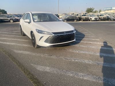 BYD QIN PLUS تشين بلس 2025 DM-i Smart Driving Edition 55km النموذج الرائد للسيارة المدمجة الهجينة (DM-i) بقوة 101