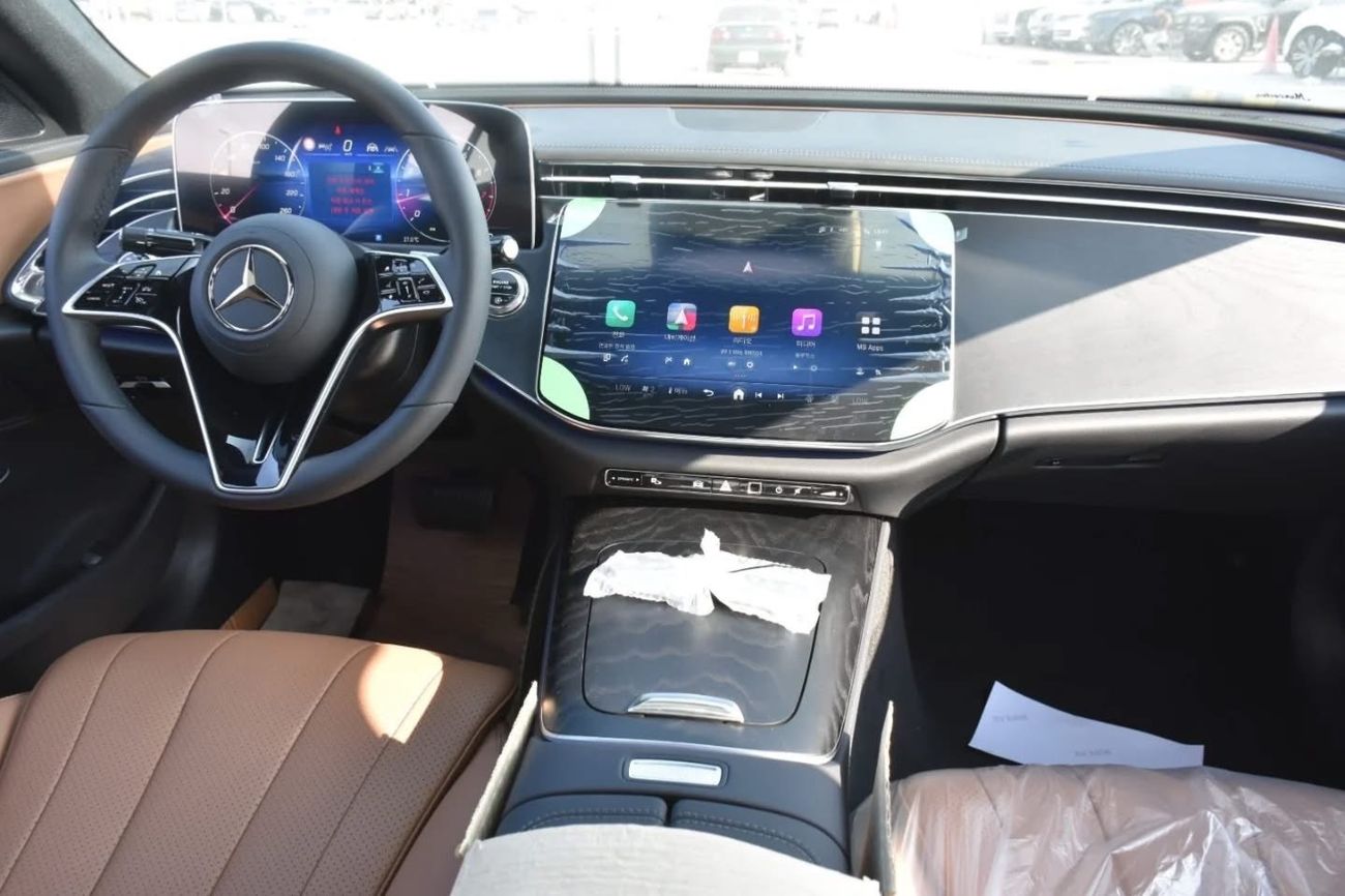 Mercedes-Benz E200 Zero km