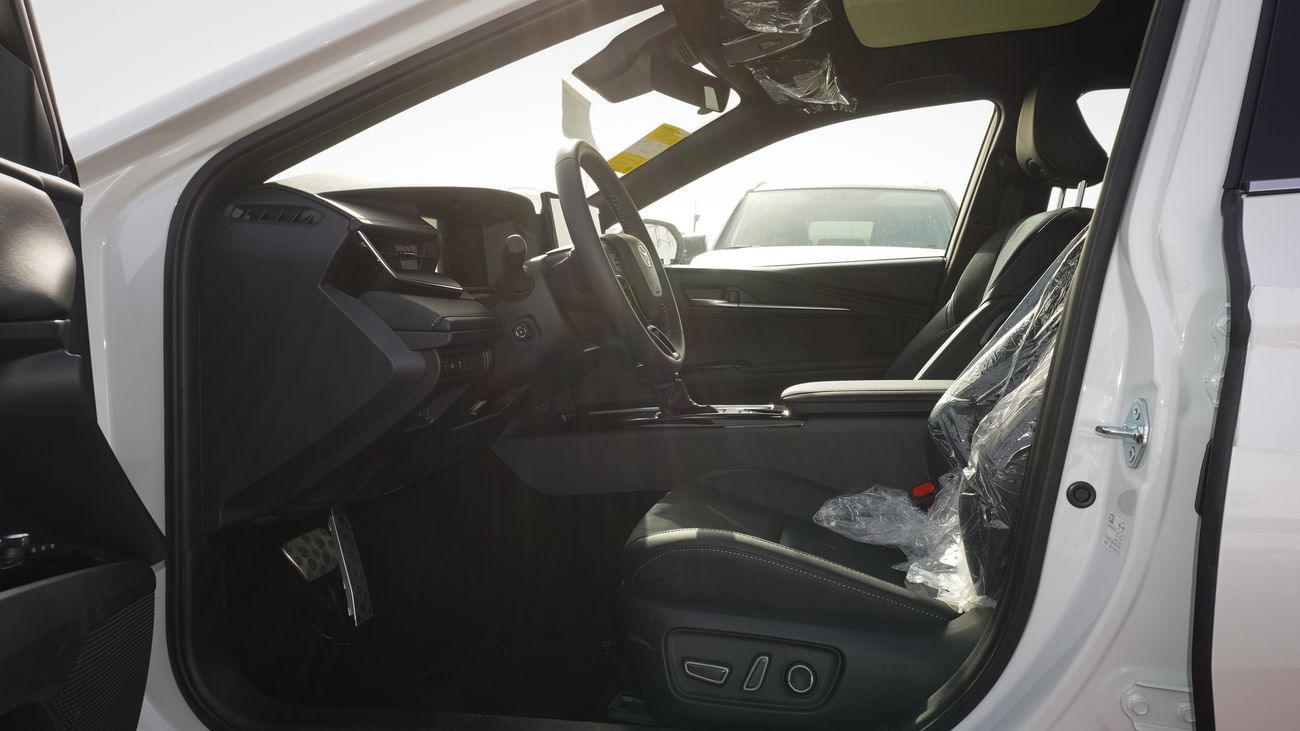 Toyota Camry 2.5S  HEV