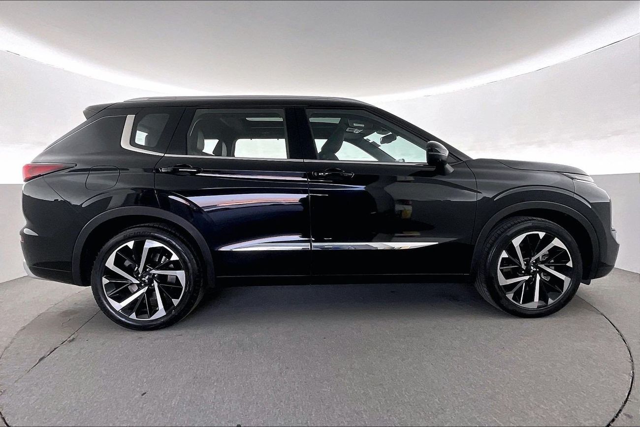 Mitsubishi Outlander Premium - Launch Edition | National Day Celebration | Guaranteed Warranty | 0 Down Payment