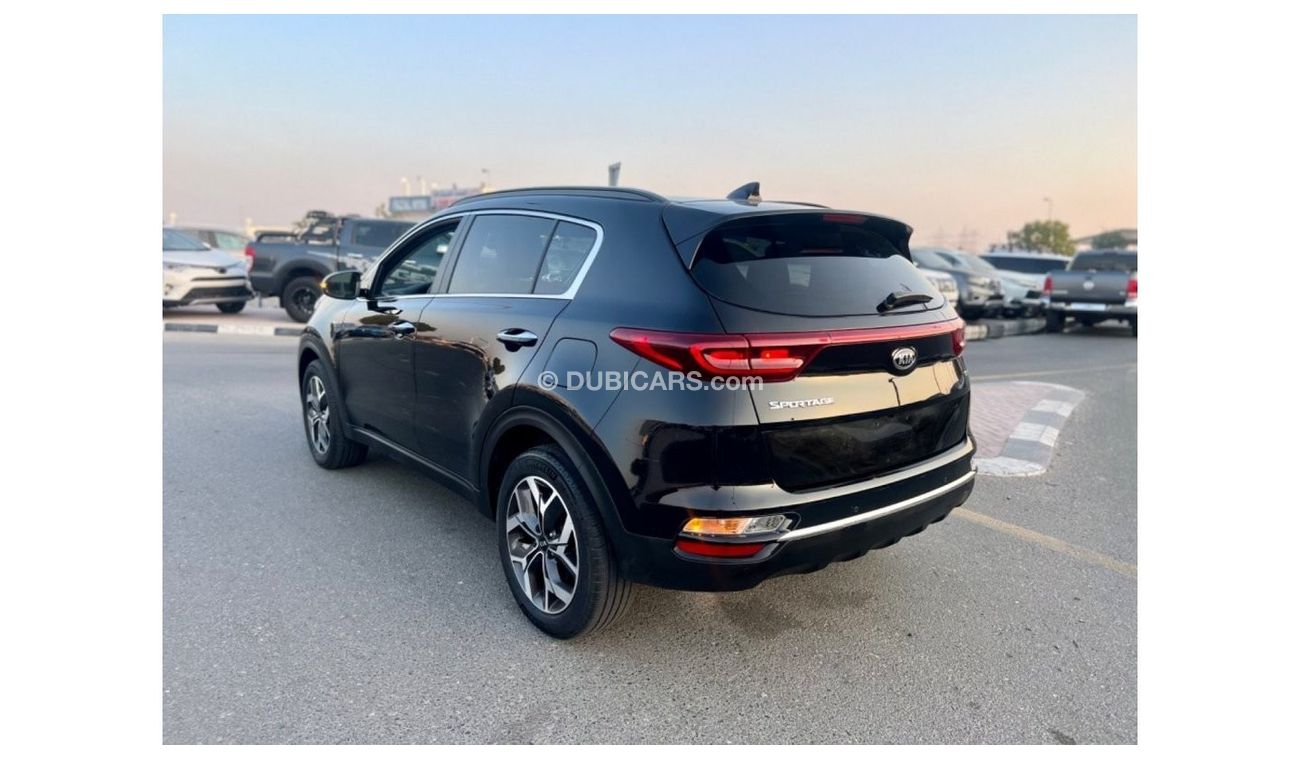 كيا سبورتيج EX اعلى