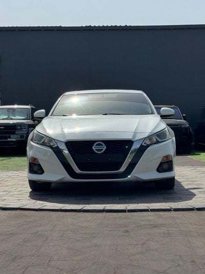 نيسان ألتيما SV 2.5L