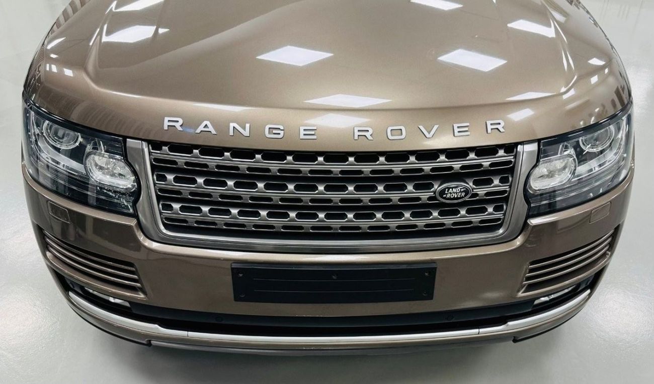 Land Rover Range Rover GCC .. Original Paint .. HSE .. FSH .. Perfect Condition .. V8 .