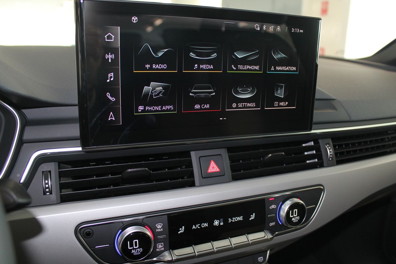 أودي A4 A4 35 TFSI Advanced 150hp (Ref5774)