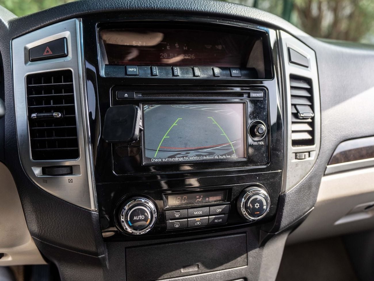 Mitsubishi Pajero GLS H/L GOLD