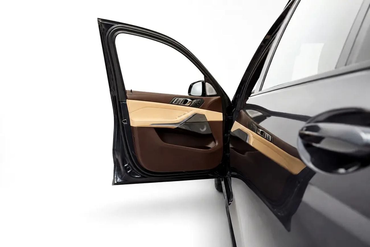 بي أم دبليو X7 40i M SPORT