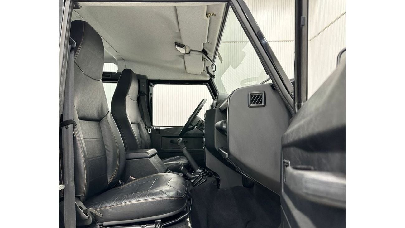 Land Rover Defender 2013 Land Rover Defender 110SX LXV Manual Transmission, Full Service History, GCC