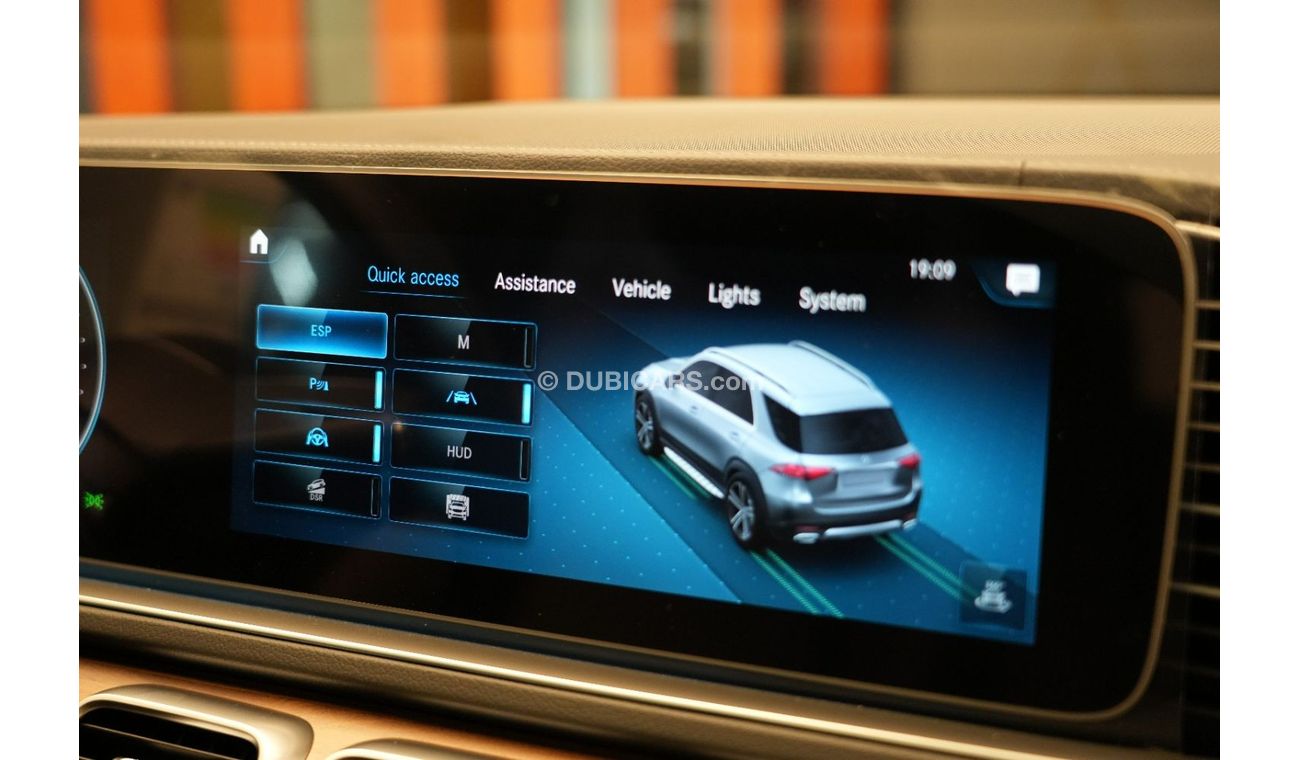 Mercedes-Benz GLE 450 AMG Mercedes-Benz GLE 450 GCC 2023 0km //AMG Package //Panoramic roof //Front projector //360 view