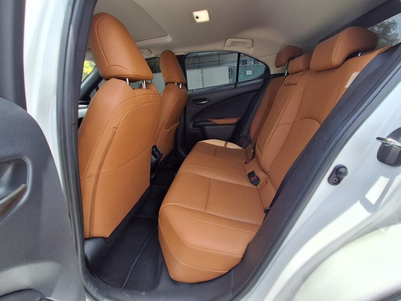 Lexus UX200 Premier 2.0L (169 HP)