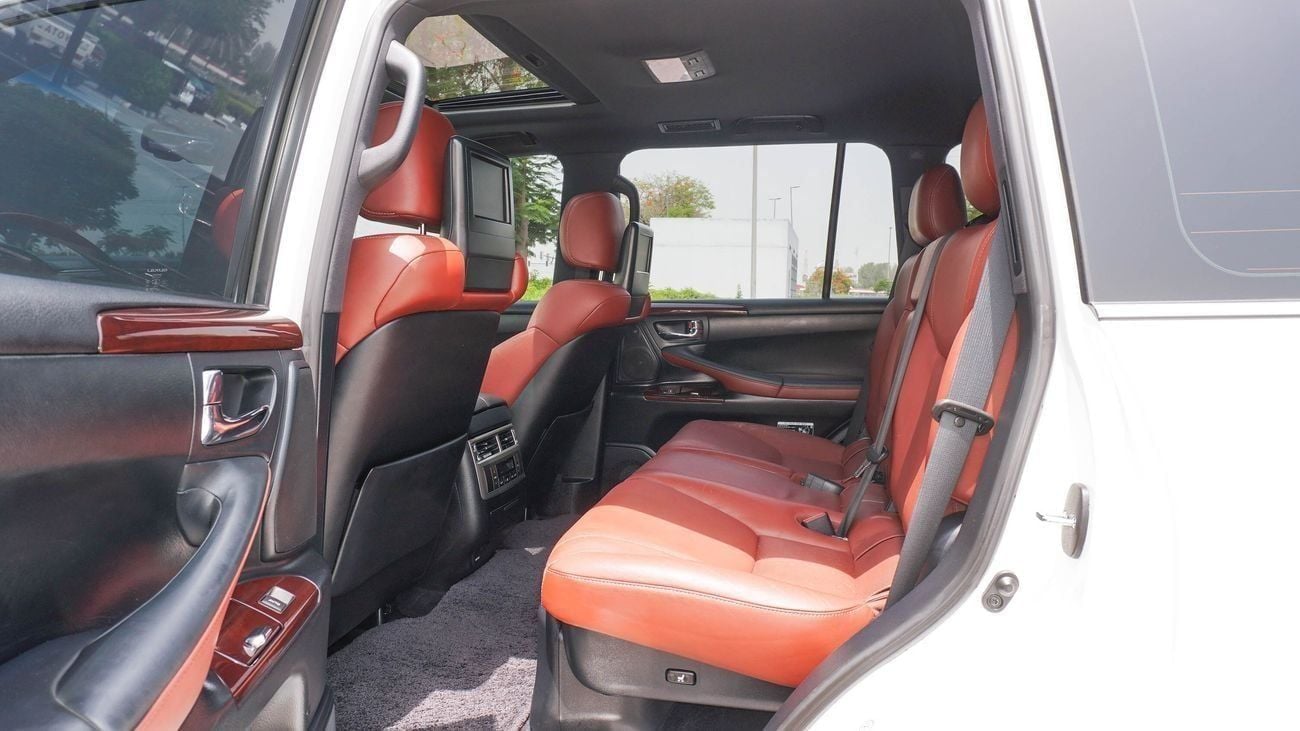 Lexus LX 570 Sport Platinum 5.7L