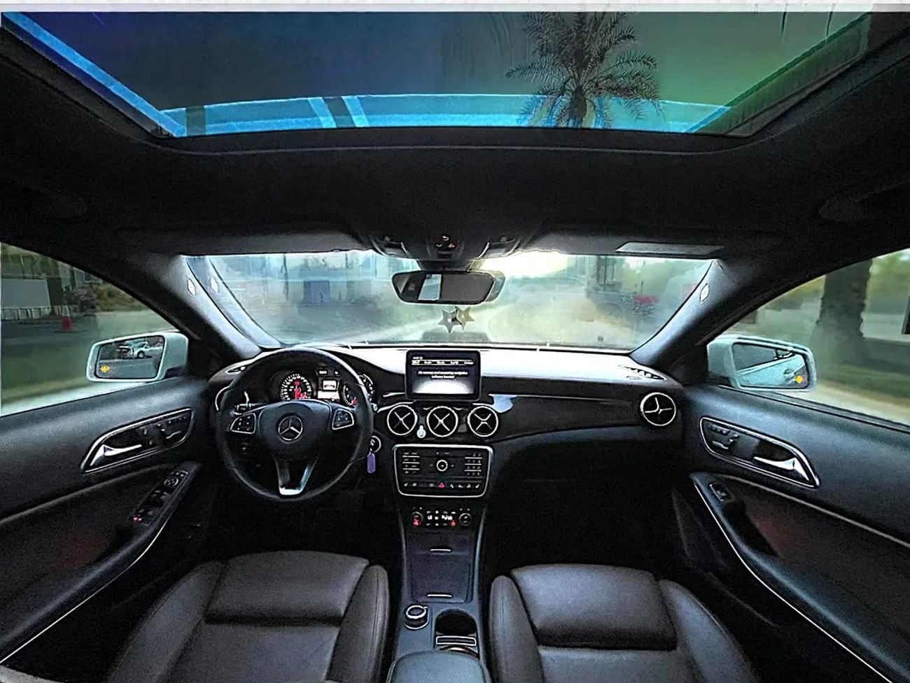 مرسيدس بنز GLA 250 1393 P.M | | GLA250 | 2.0L | | GCC | EXCELLET CONDITION
