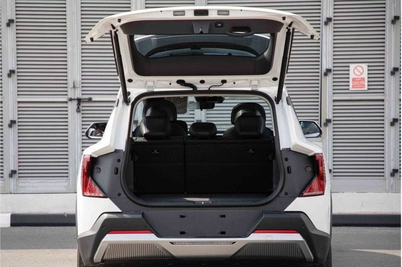 Kia EV5 2024 KIA EV5 AIR 530 - White inside Grey | Export Only