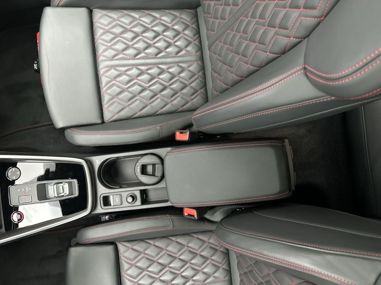 Audi S3 TFSI quattro 2.0L Sedan 290hp High (Ref# 03500)