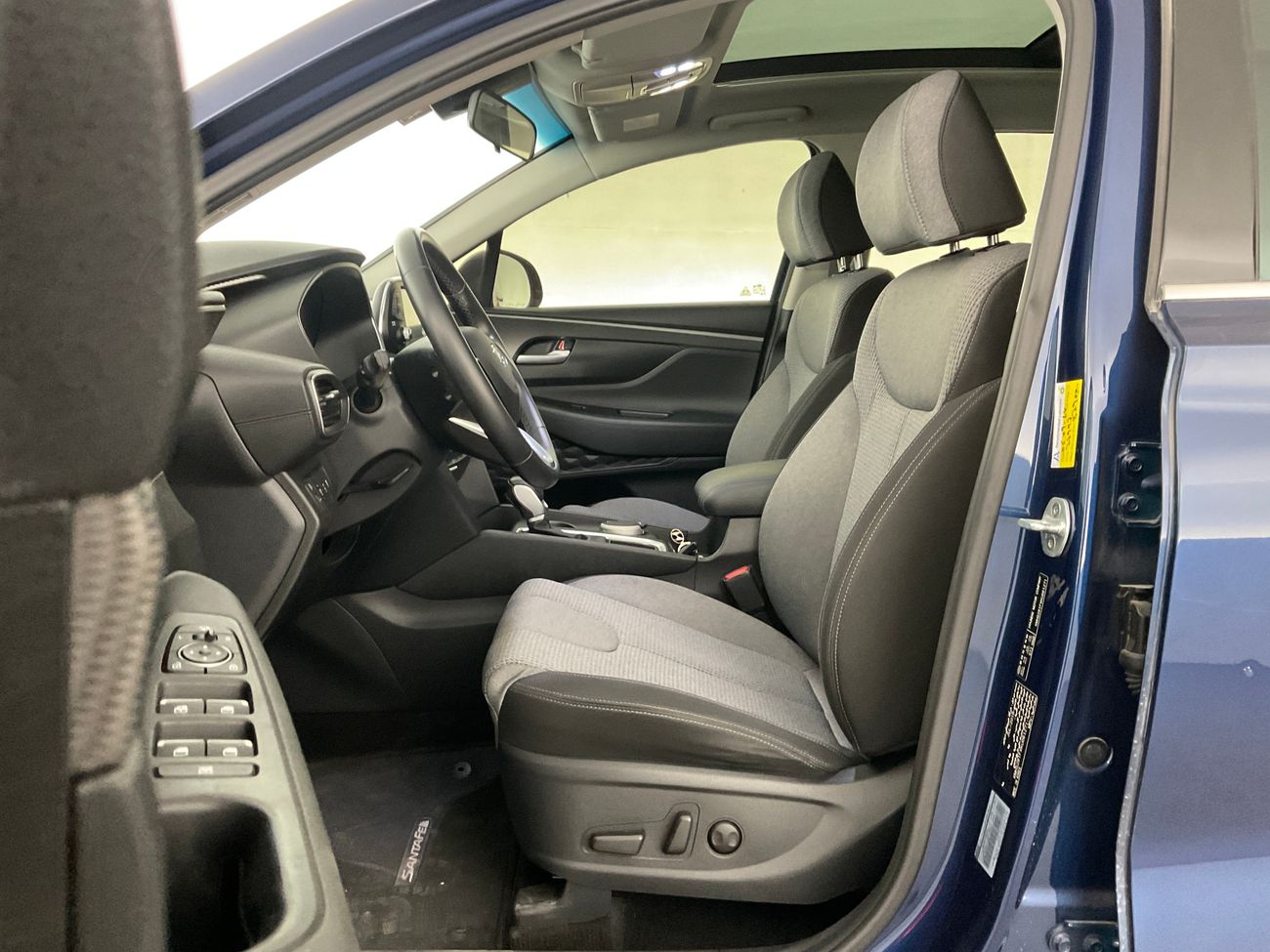 Hyundai Santa Fe Comfort / Smart Plus | Guaranteed Warranty | 0 Down Payment