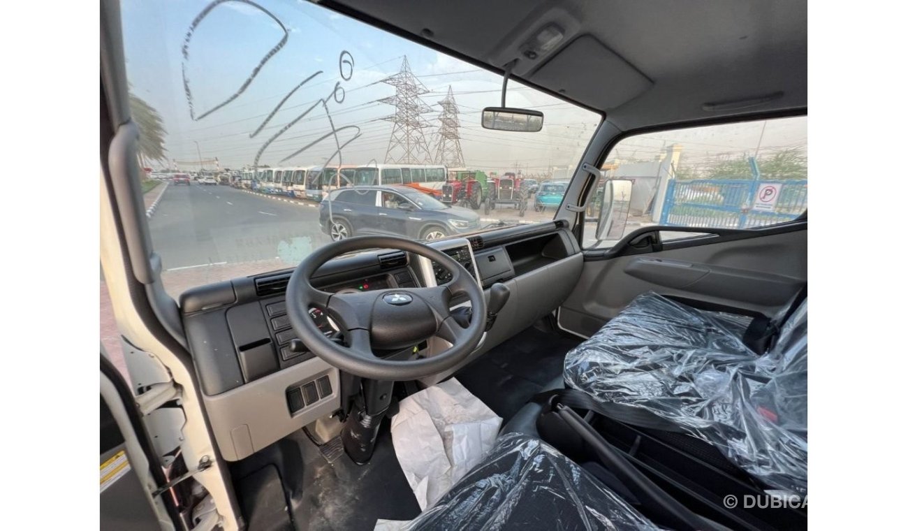 Mitsubishi Fuso Canter Fuso 14-ft Long Chassis 4.2L without Turbo