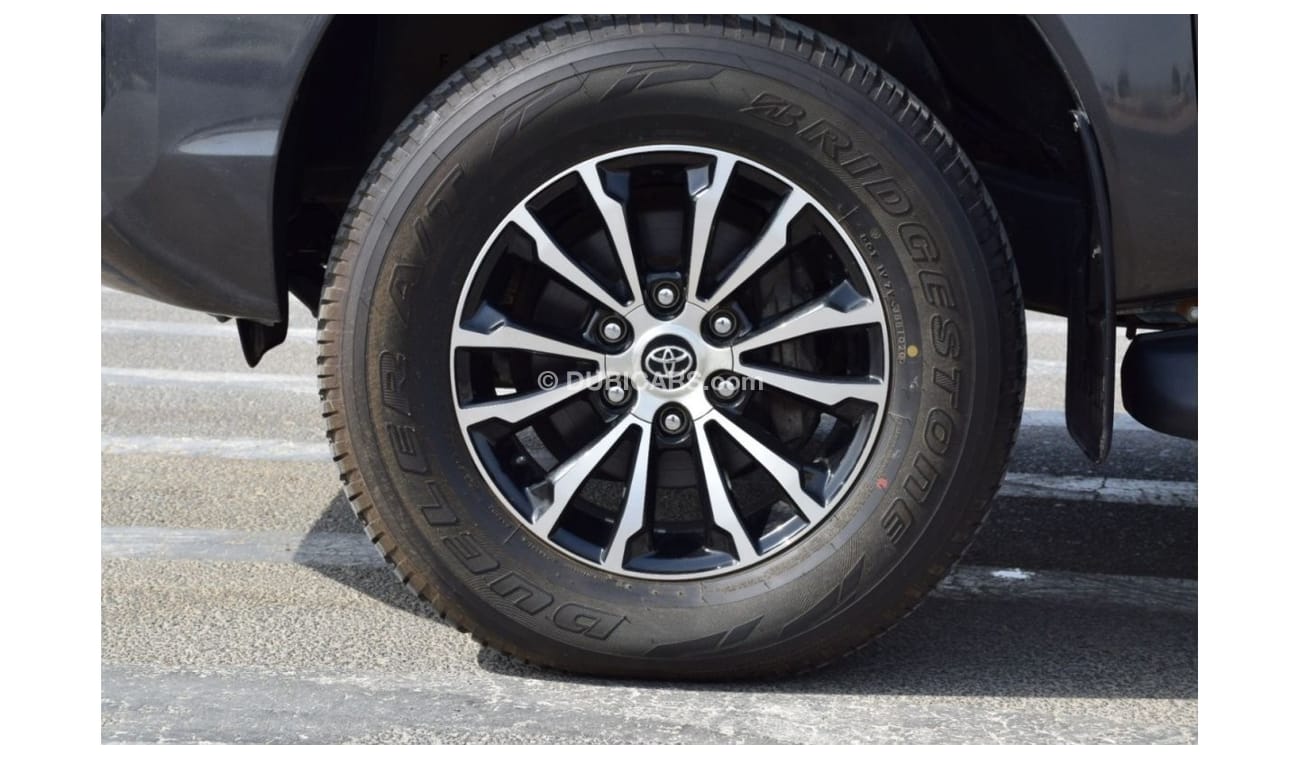 تويوتا هيلوكس